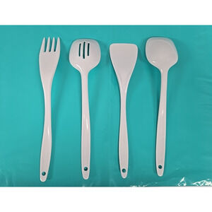 Melamine Ware Vintage White Kitchen Utensils x 4 Made In Taiwan